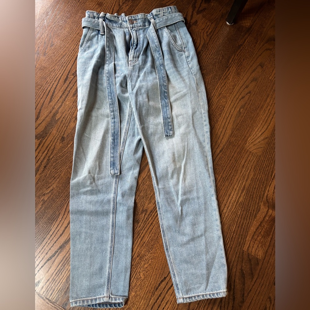 American Eagle Outfitters Light Blue Bow Denim Jeans